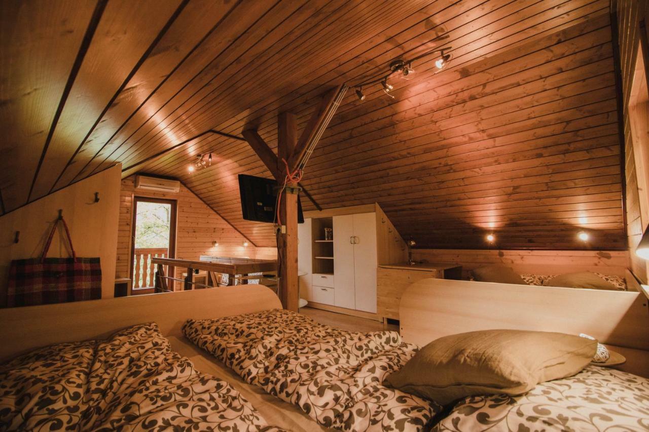 Вілла Lazec Country House Pluznje Екстер'єр фото